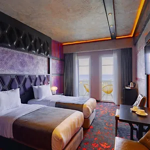 Tapis Rouge Design Boutique Hotel